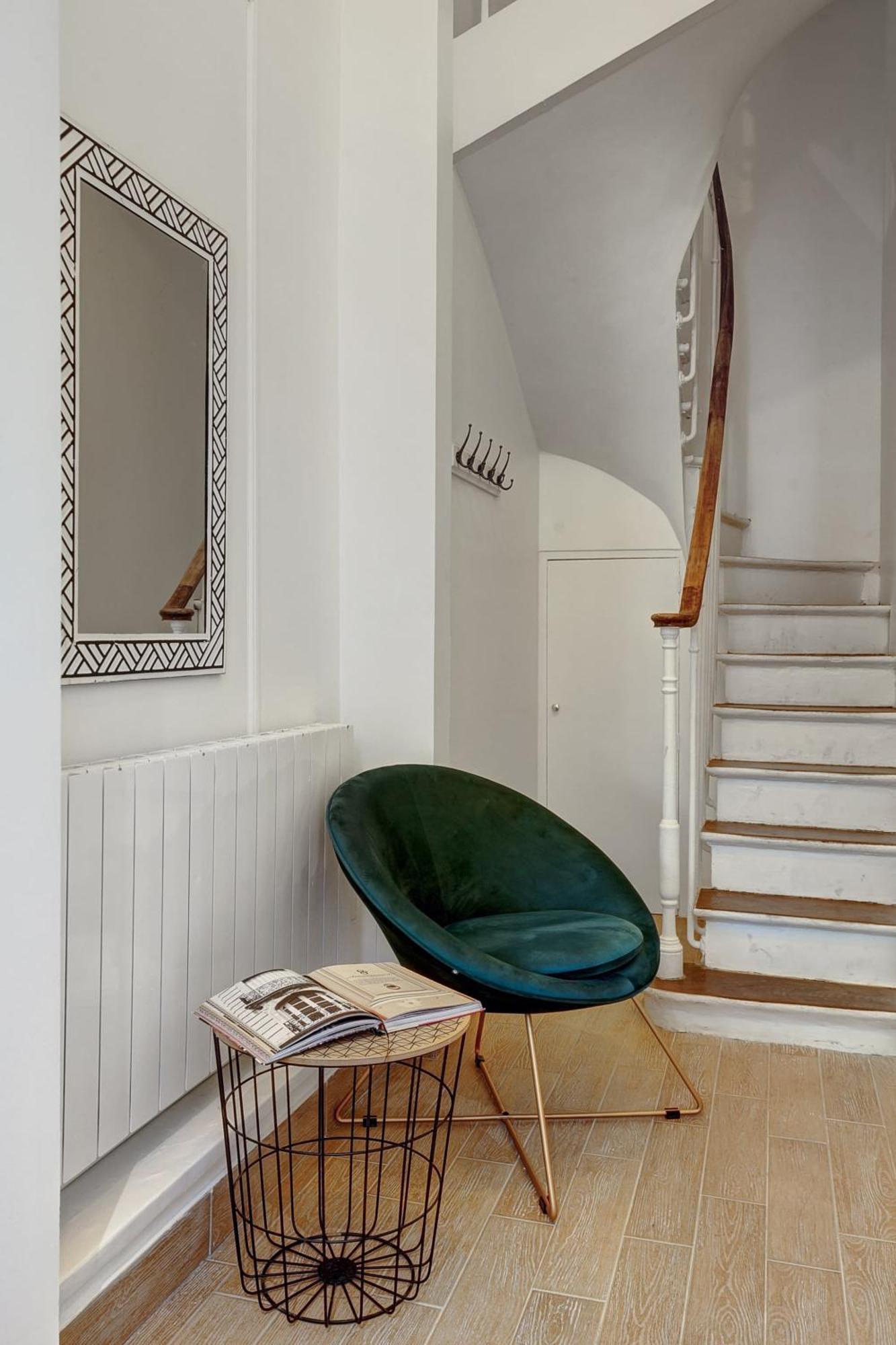 Champs-Elysees - 2Br With Balcony - Cityapartmentstay Parigi Esterno foto